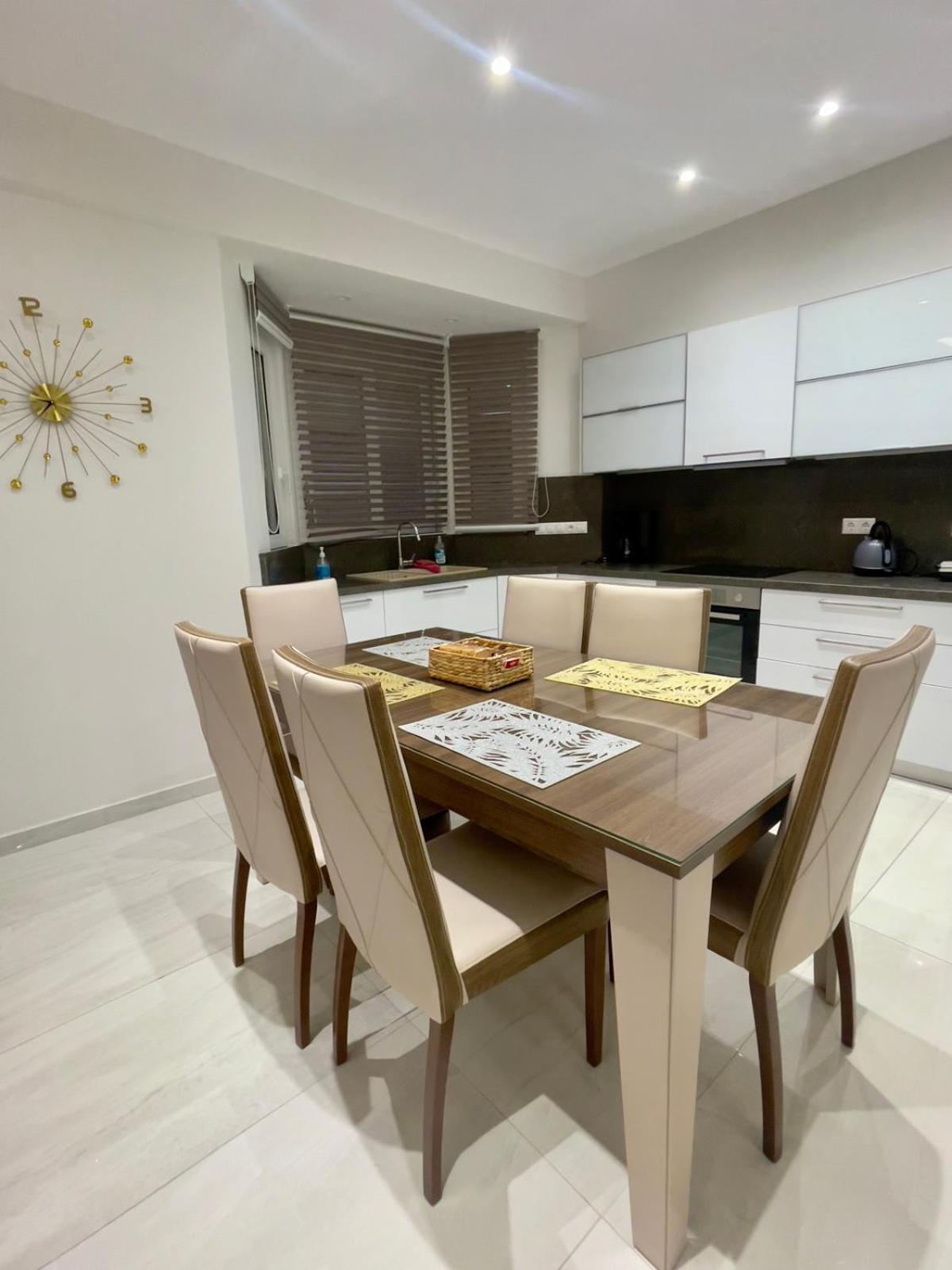Alimos Luxury Prestige Apartment